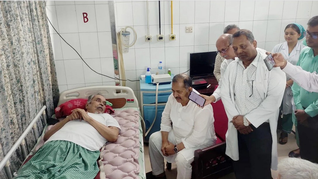 সাংবাদিকদের অবসর ভাতা বাস্তবায়নে কাজ করছে সরকার : তথ্যমন্ত্রী